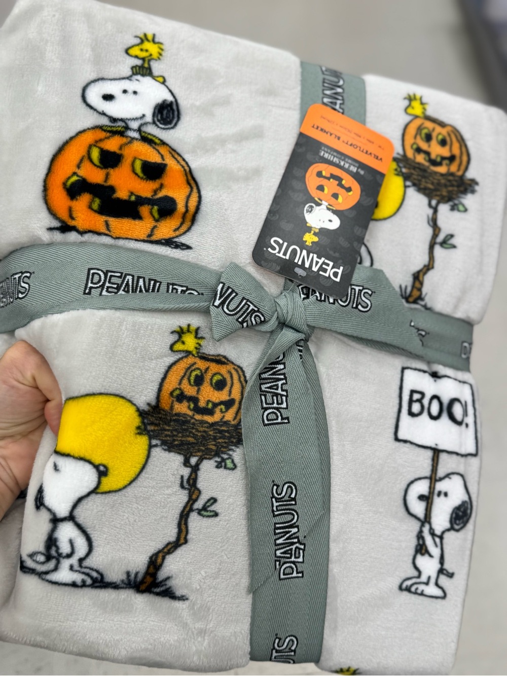 Peanuts Halloween Snoopy & Woodstock Throw Blanket - White, Orange, Yellow